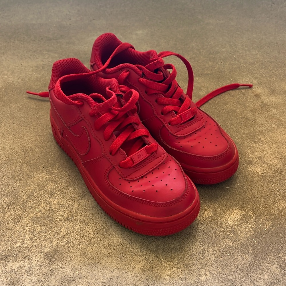 Nike Air Force one red size 3.5